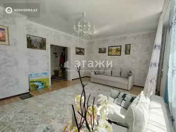 2-комнатная квартира, этаж 1 из 5, 63 м²