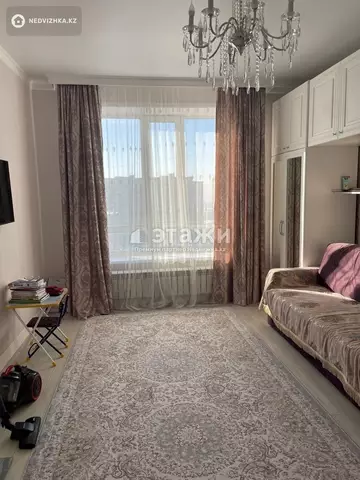 2-комнатная квартира, этаж 10 из 10, 82 м²