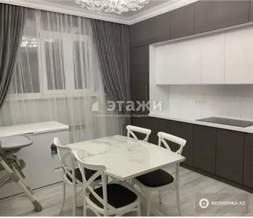 5-комнатная квартира, этаж 9 из 9, 170 м²