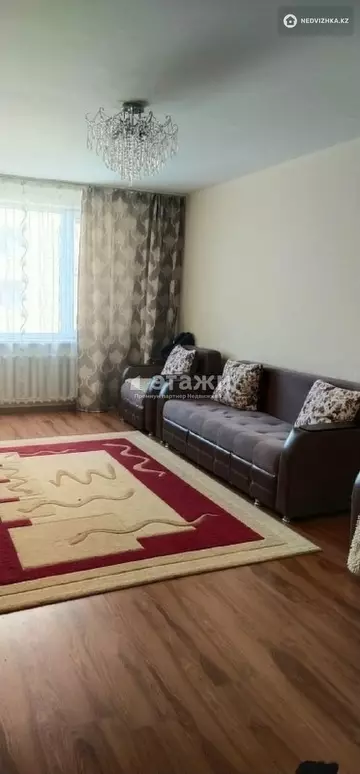 3-комнатная квартира, этаж 6 из 12, 80 м²