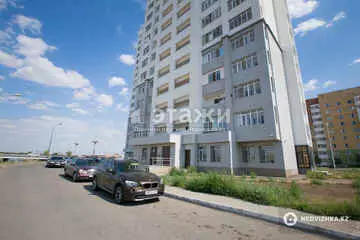 1-комнатная квартира, этаж 18 из 18, 31 м²