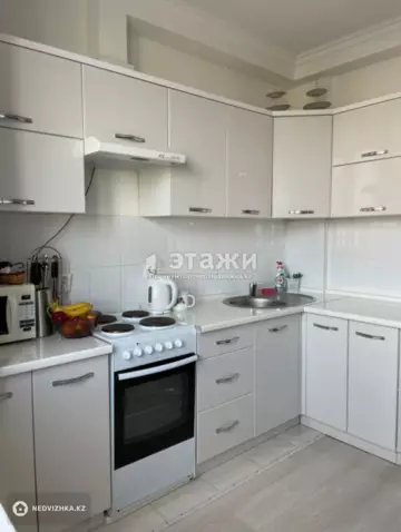 2-комнатная квартира, этаж 3 из 7, 57 м²