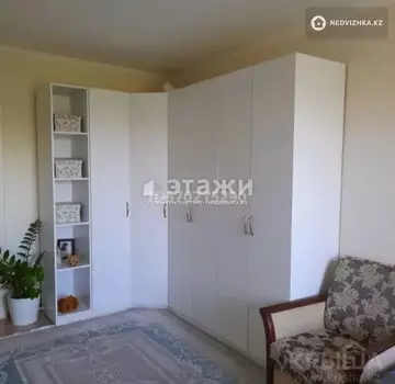 2-комнатная квартира, этаж 4 из 5, 52 м²