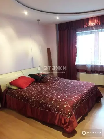 3-комнатная квартира, этаж 3 из 4, 100 м²