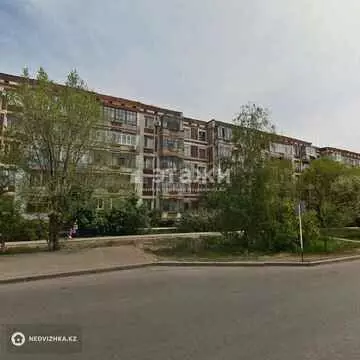 3-комнатная квартира, этаж 4 из 5, 60 м²
