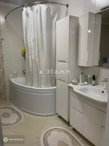 4-комнатная квартира, этаж 1 из 9, 117 м²