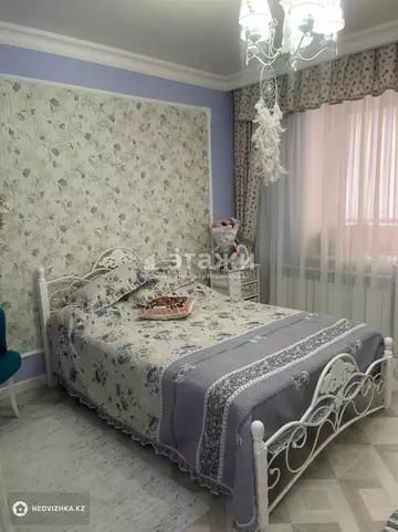 4-комнатная квартира, этаж 1 из 9, 117 м²