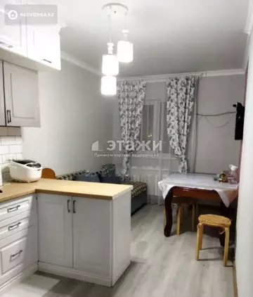 2-комнатная квартира, этаж 4 из 4, 54 м²