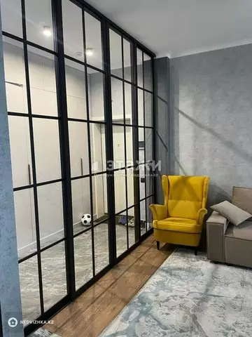 3-комнатная квартира, этаж 2 из 14, 96 м²