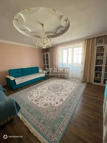 4-комнатная квартира, этаж 7 из 9, 125 м²