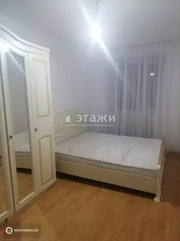 3-комнатная квартира, этаж 4 из 5, 70 м²