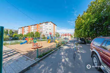 2-комнатная квартира, этаж 4 из 5, 48 м²