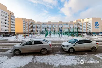 4-комнатная квартира, этаж 7 из 8, 74 м²