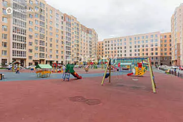 3-комнатная квартира, этаж 4 из 10, 93 м²