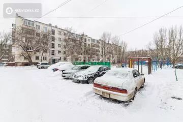 4-комнатная квартира, этаж 2 из 5, 62 м²