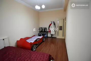 4-комнатная квартира, этаж 17 из 30, 151 м²