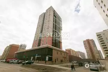 3-комнатная квартира, этаж 6 из 19, 122 м²