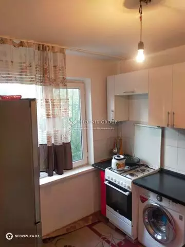 3-комнатная квартира, этаж 3 из 4, 58 м²