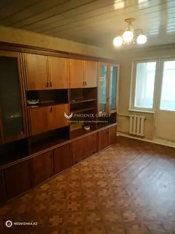 2-комнатная квартира, этаж 3 из 4, 45 м²