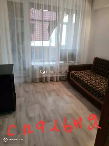 2-комнатная квартира, этаж 3 из 5, 36 м²