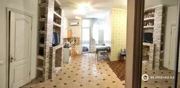 2-комнатная квартира, этаж 3 из 20, 43 м²