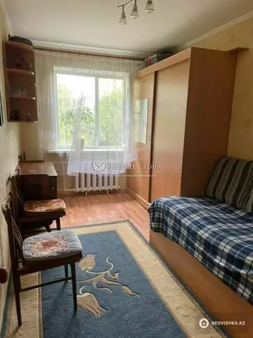 3-комнатная квартира, этаж 4 из 4, 59 м²