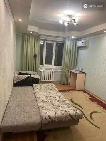 2-комнатная квартира, этаж 3 из 4, 42 м²