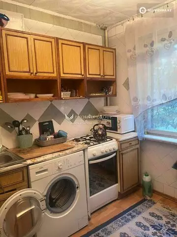 3-комнатная квартира, этаж 1 из 4, 61 м²