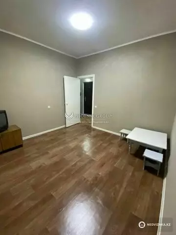 1-комнатная квартира, этаж 4 из 5, 34 м²