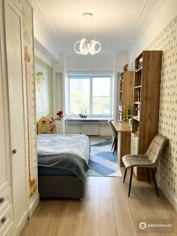 3-комнатная квартира, этаж 5 из 20, 90 м²