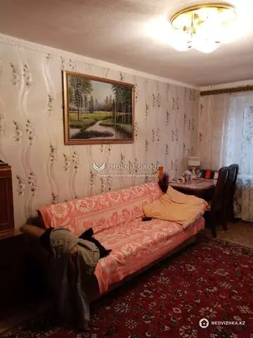 2-комнатная квартира, этаж 2 из 3, 42 м²