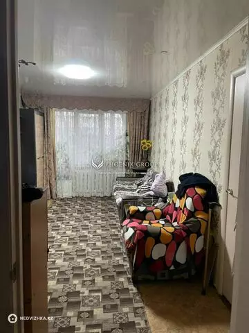 2-комнатная квартира, этаж 1 из 4, 44 м²