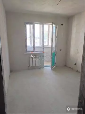 2-комнатная квартира, этаж 2 из 12, 55 м²