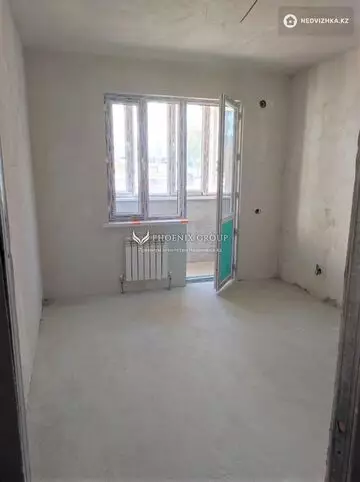 2-комнатная квартира, этаж 2 из 12, 55 м²