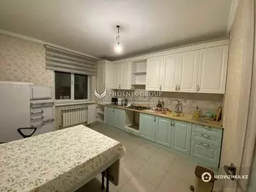 2-комнатная квартира, этаж 5 из 5, 80 м²