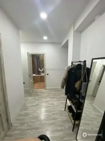 2-комнатная квартира, этаж 3 из 10, 65 м²