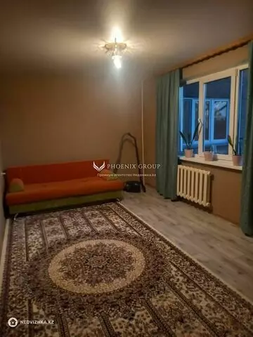 1-комнатная квартира, этаж 4 из 5, 34 м²