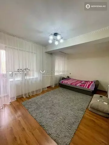 1-комнатная квартира, этаж 4 из 5, 35 м²