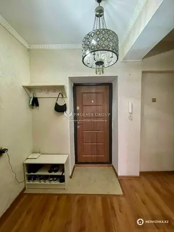 1-комнатная квартира, этаж 4 из 5, 35 м²