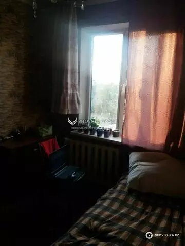 3-комнатная квартира, этаж 4 из 4, 56 м²