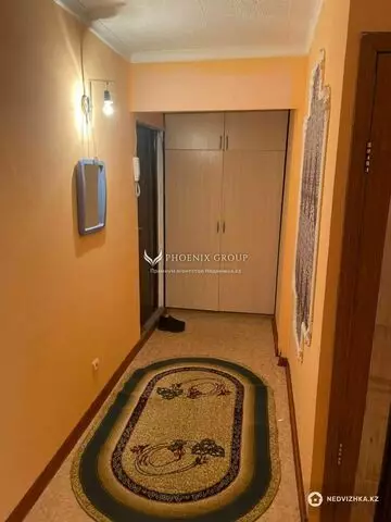 2-комнатная квартира, этаж 4 из 4, 42 м²