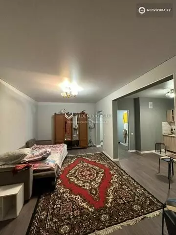 1-комнатная квартира, этаж 7 из 12, 38 м²