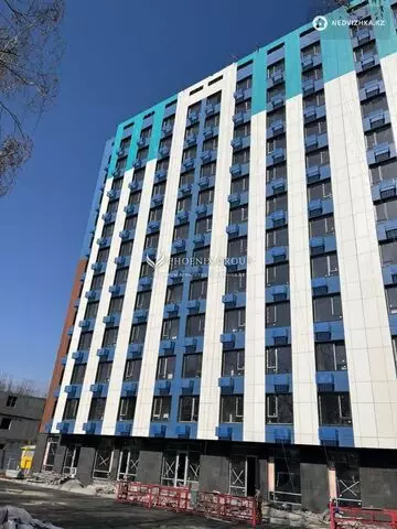 1-комнатная квартира, этаж 10 из 12, 49 м²