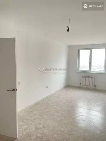 1-комнатная квартира, этаж 3 из 9, 36 м²