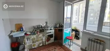 3-комнатная квартира, этаж 2 из 12, 71 м²