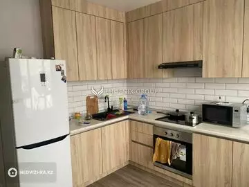 1-комнатная квартира, этаж 4 из 7, 43 м²