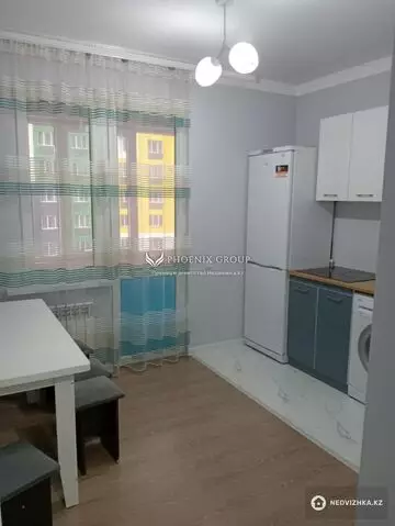 1-комнатная квартира, этаж 5 из 12, 38 м²