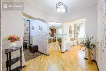 3-комнатная квартира, этаж 5 из 25, 100 м²