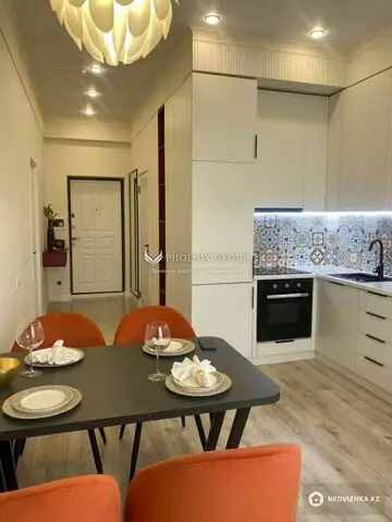 1-комнатная квартира, этаж 17 из 20, 44 м²