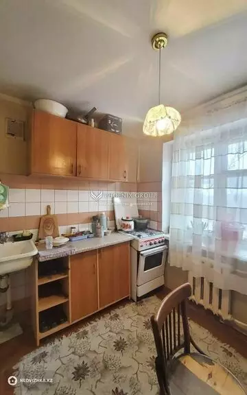 2-комнатная квартира, этаж 4 из 4, 39 м²